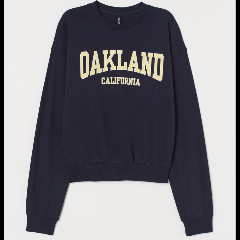H&M Dark Blue Oakland California Sweatshirt Size Small